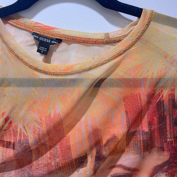 Sheer graphic Guess Top - Picture 2 of 4